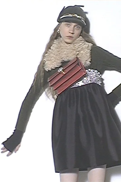 Look 19
